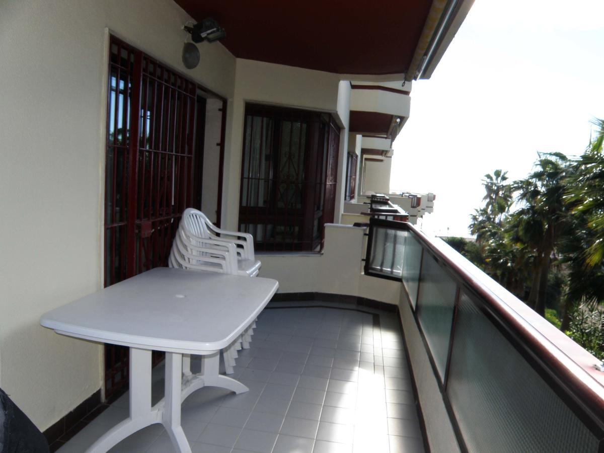 Apartamento En La Playa Lägenhet Mijas Costa Exteriör bild